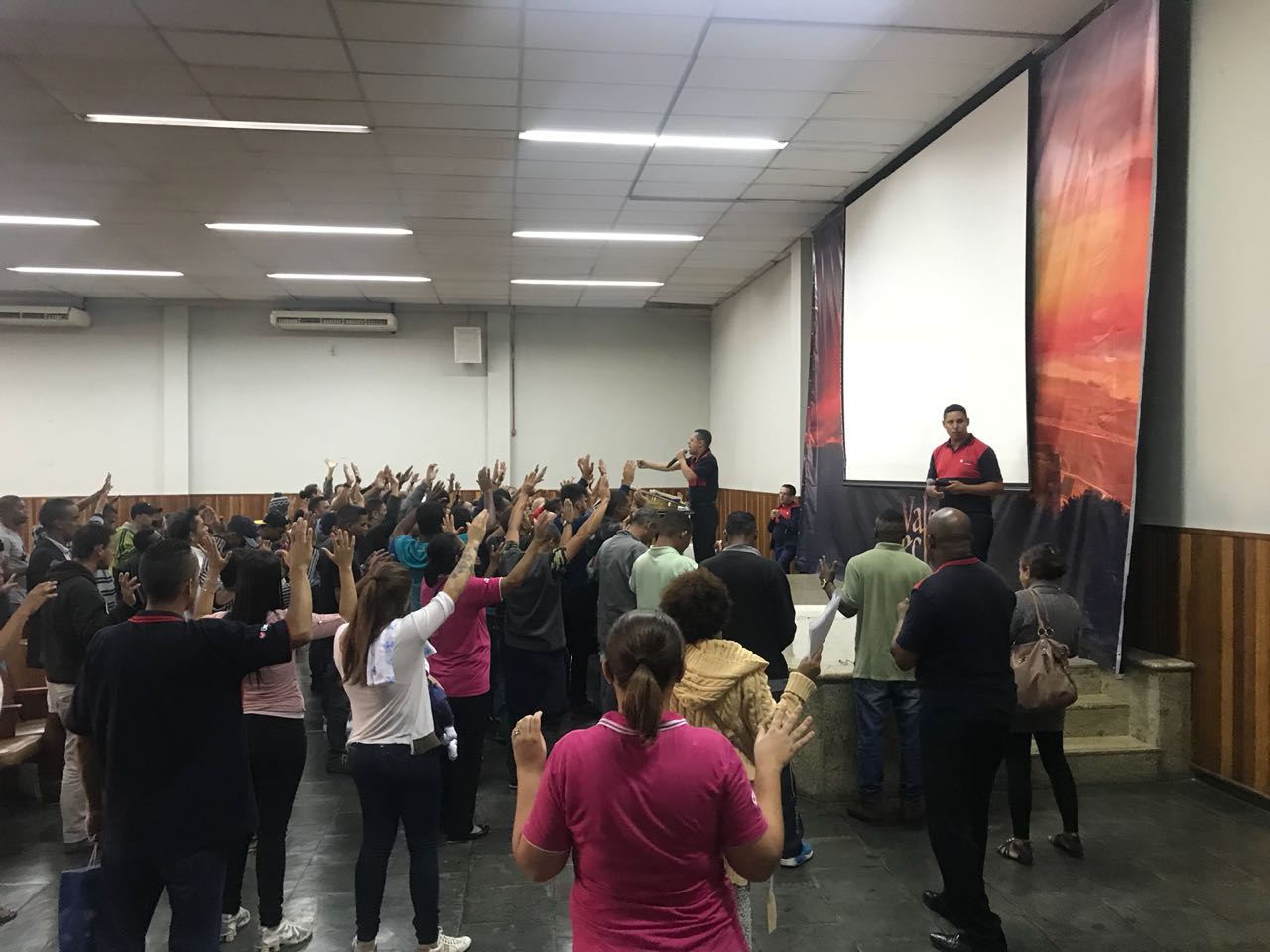 Imagem de capa - Apoio para ex-presidiários que ganharam a liberdade